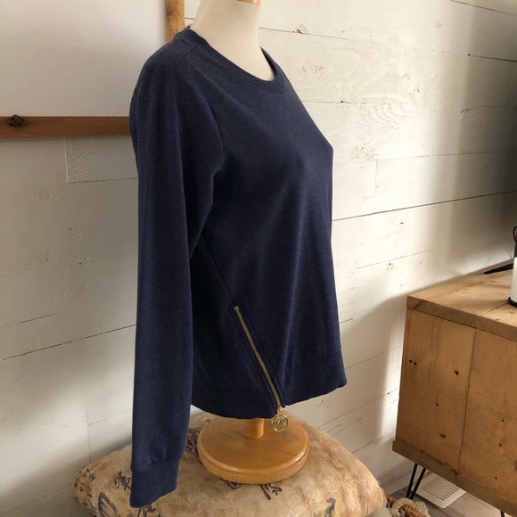 🌸BNWT🌸 Michael Kors Sweatshirt - Picture 3 of 8